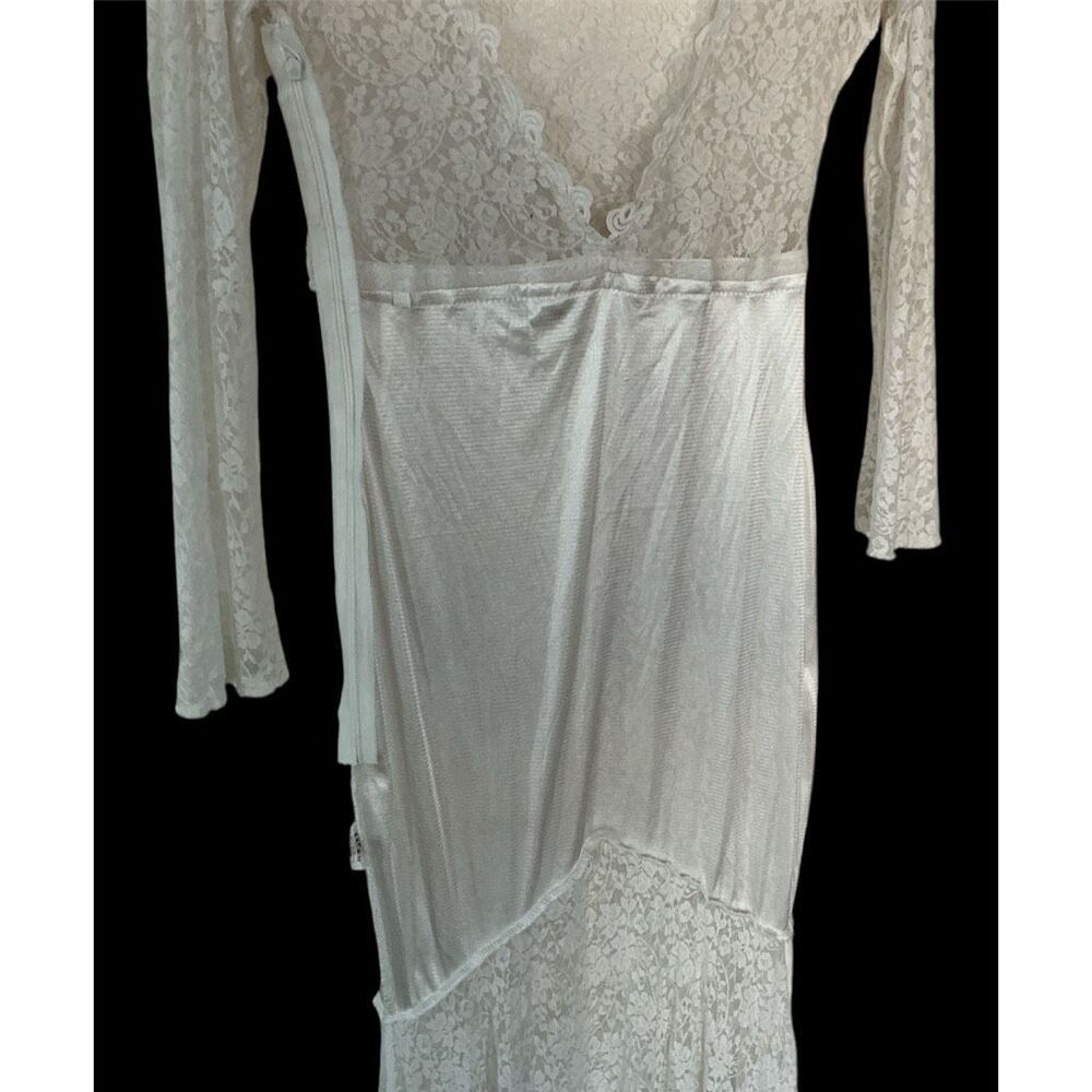 Vintage Lace Nightgown 0-2 - image 7